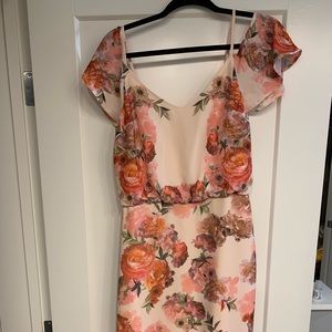 Lovely drop sleeve dress